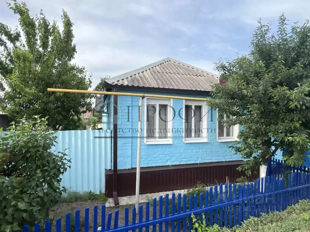 Дом в Белгородская область, Новый Оскол Кооперативная ул. (40 м) - Фото 0