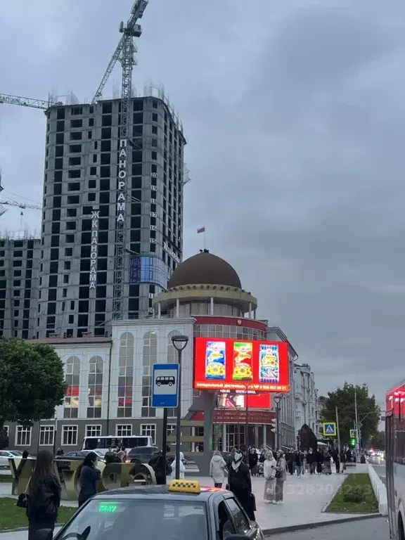 3-к кв. Чеченская республика, Грозный ул. Хамзата У. Орзамиева, 45А ... - Фото 1