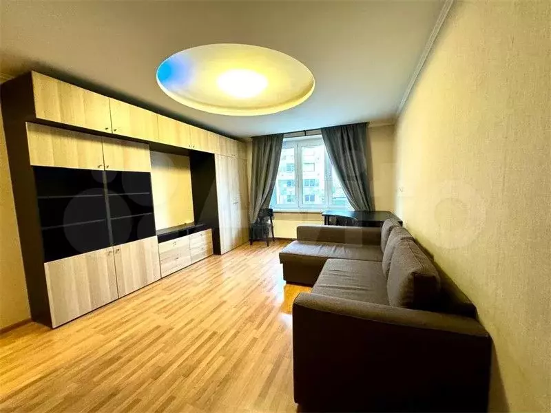 1-к. квартира, 35 м, 10/12 эт. - Фото 0