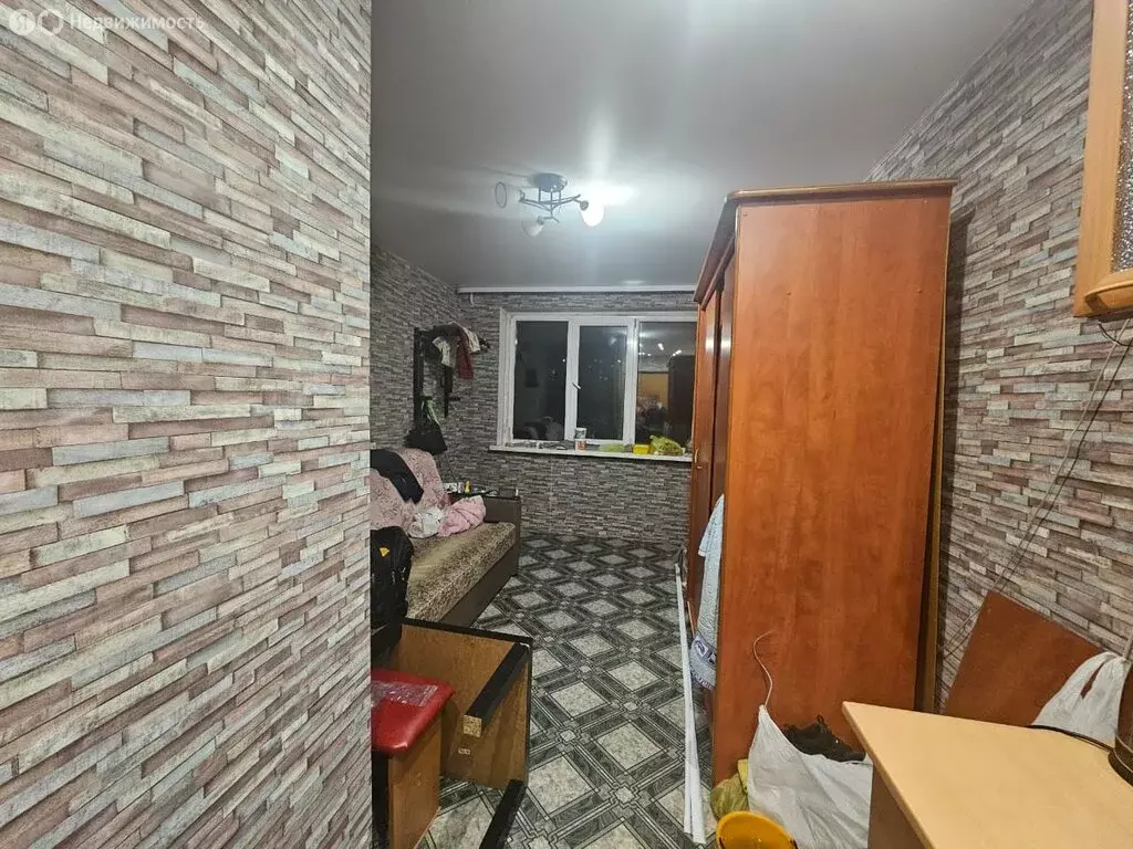 Квартира-студия: Кемерово, Ленинградский проспект, 18А (17 м) - Фото 1