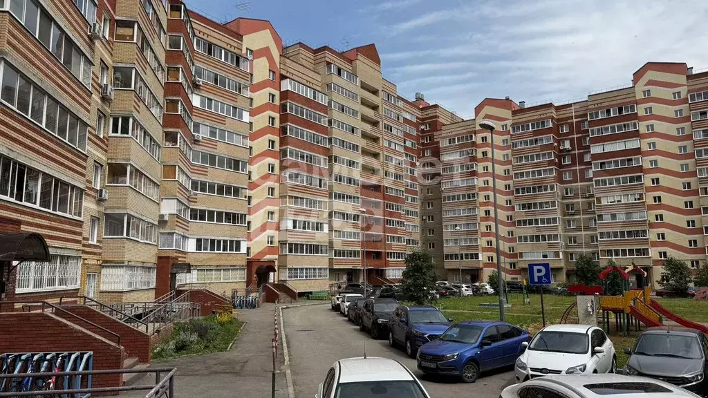 2-к. квартира, 70 м, 5/12 эт. - Фото 1