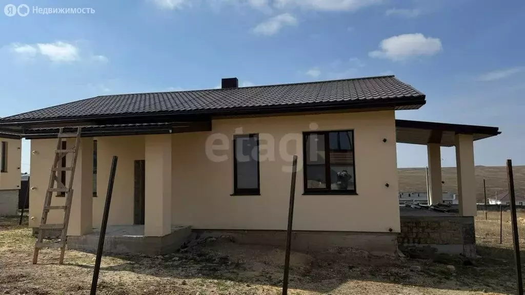 Дом в Мирное, Пейзажная улица (130 м) - Фото 2