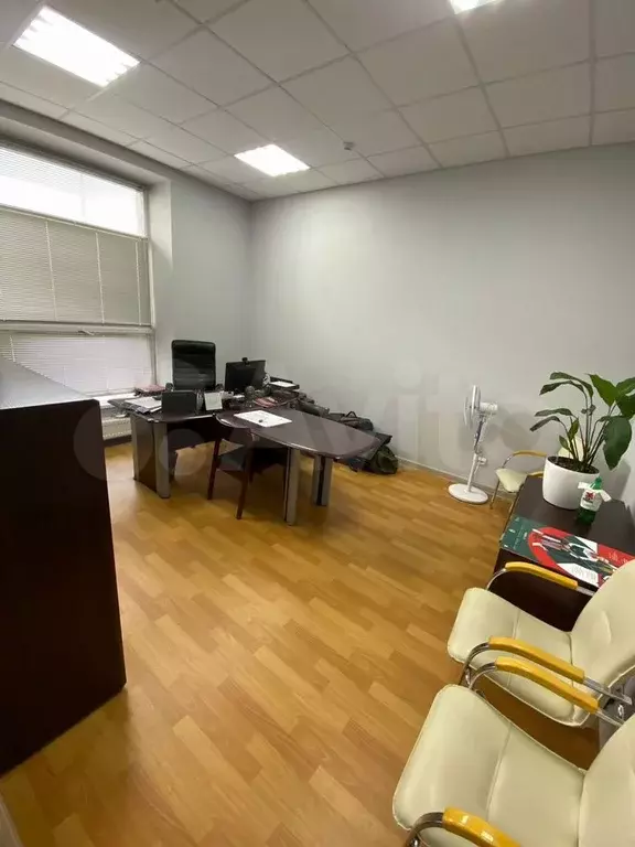 Офис в аренду, 95.8 м2 - Фото 1