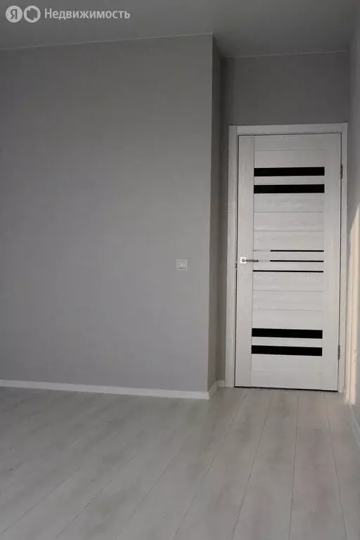 1-комнатная квартира: Российский, улица имени В.М. Комарова, 19 (31.8 ... - Фото 1