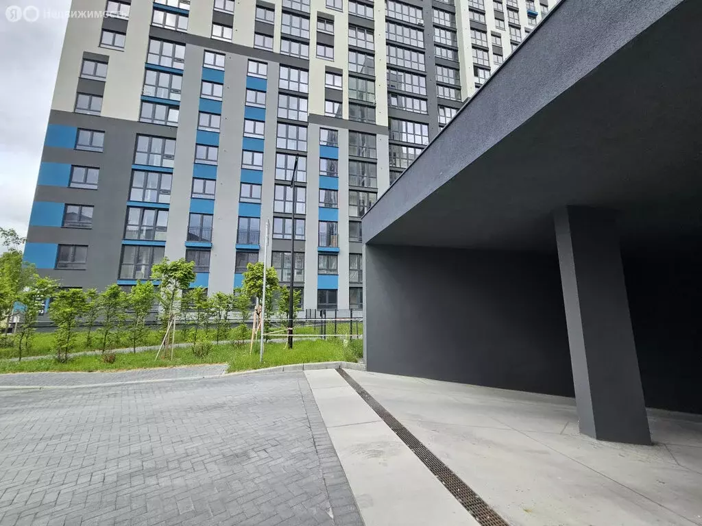 1-комнатная квартира: Калининград, Солдатская улица, 9к1 (49 м) - Фото 1