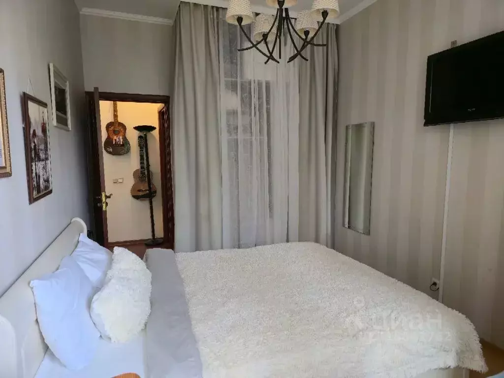 2-к кв. Санкт-Петербург Кронверкский просп., 45 (75.0 м) - Фото 1
