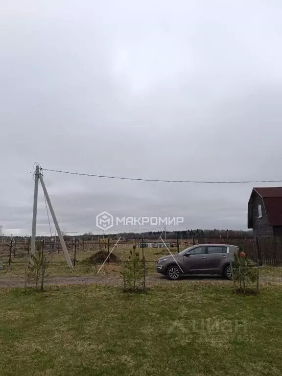 Участок в Ленинградская область, Ломоносовский район, Лопухинское ... - Фото 0