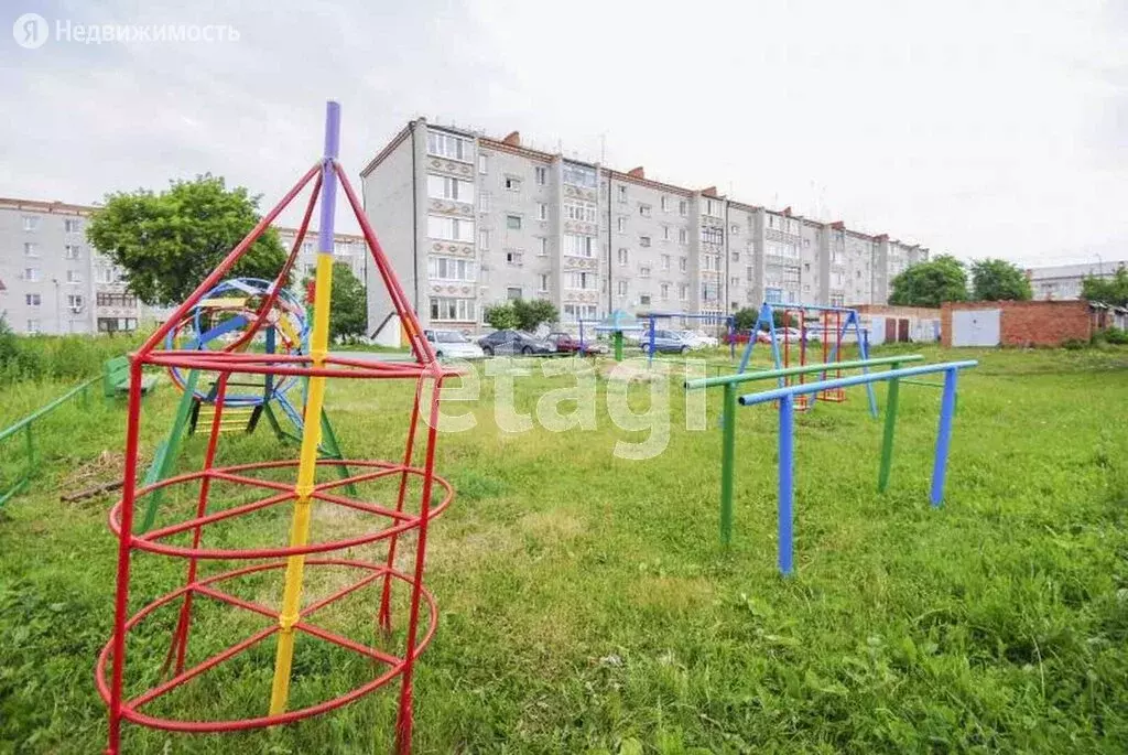 2-комнатная квартира: Ялуторовск, улица Ленина (48 м) - Фото 0