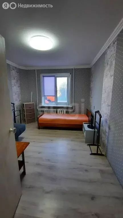 3-комнатная квартира: Добрянка, улица Победы, 7 (67.7 м) - Фото 0