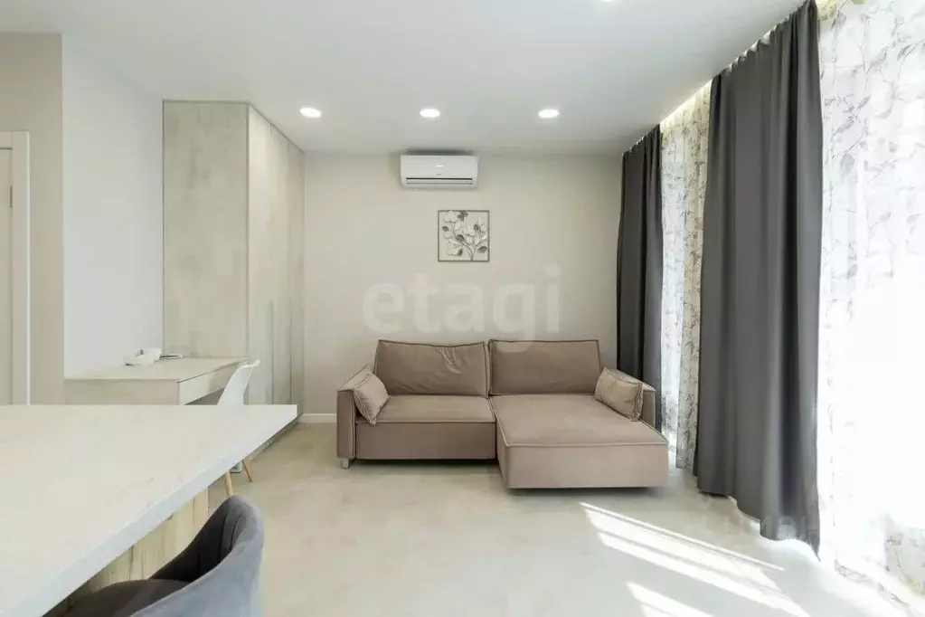 Студия Тюменская область, Тюмень ул. Николая Машарова, 2 (31.3 м) - Фото 0