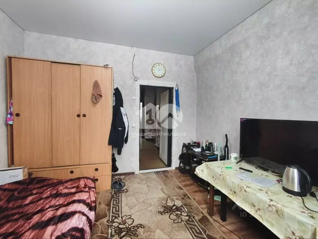 Комната Новосибирская область, Новосибирск ул. Халтурина, 37 (13.5 м) - Фото 1