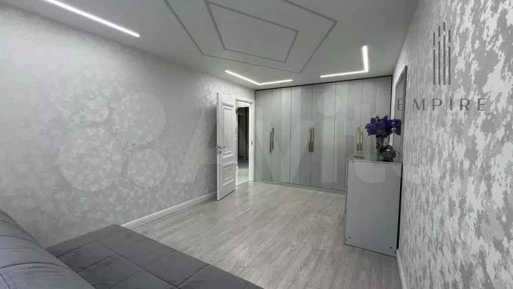 3-к. квартира, 67 м, 1/5 эт. - Фото 0