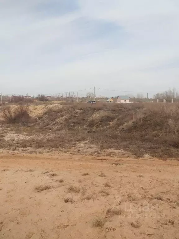 Участок в Волгоградская область, Волгоград пос. Латошинка, Брусничная ... - Фото 1