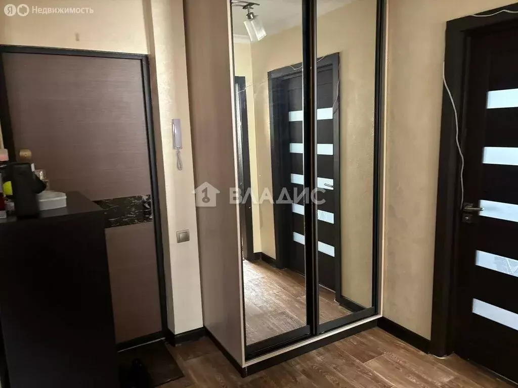 3-комнатная квартира: городское поселение Северный, рабочий посёлок ... - Фото 1