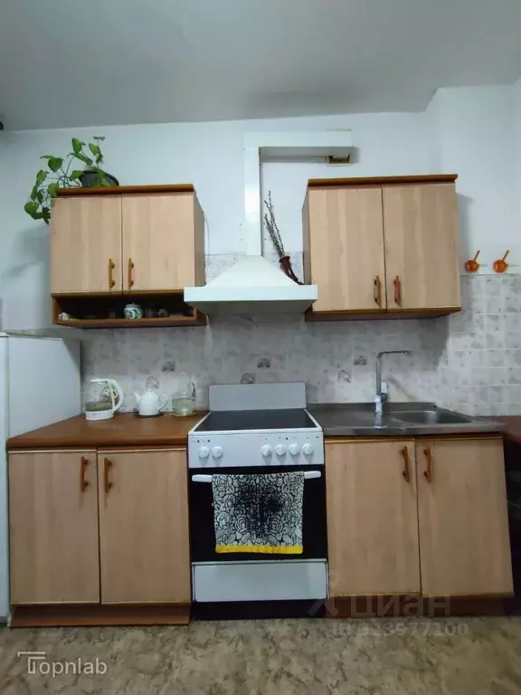 3-к кв. Астраханская область, Астрахань Кубанская ул., 17к2 (80.2 м) - Фото 2