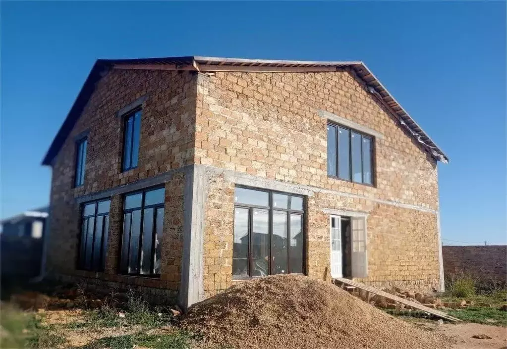 Дом в Крым, Евпатория ул. Керкинитиды, 24 (298 м) - Фото 1