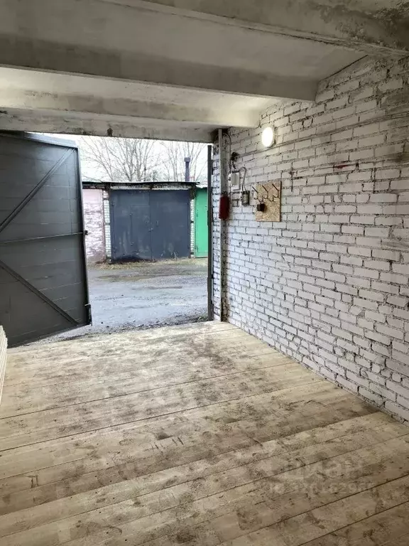 Гараж в Санкт-Петербург Дунайский просп., 1Б (18 м) - Фото 2