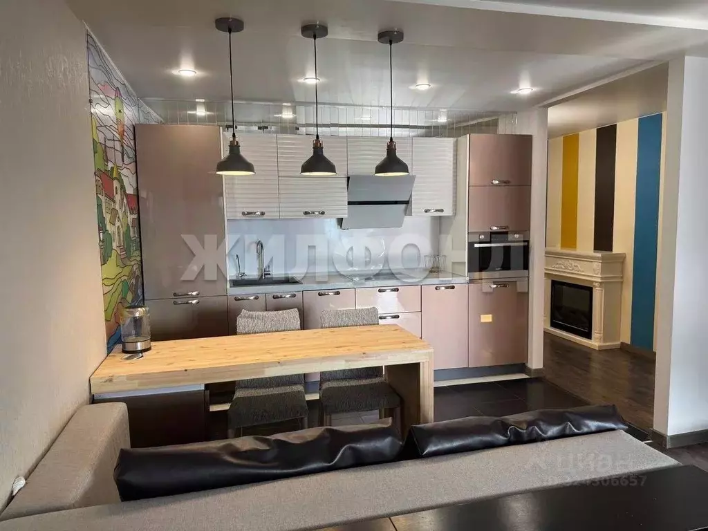 2-к кв. Томская область, Томск ул. Степана Разина, 19 (58.5 м) - Фото 1