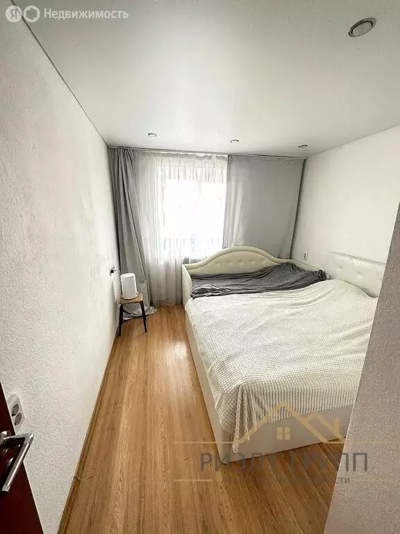 4-комнатная квартира: Казань, Пугачёвская улица, 45А (70 м) - Фото 1