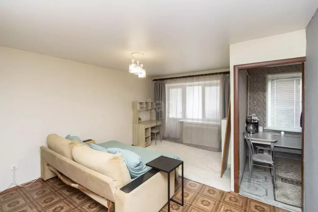 2-к кв. Тюменская область, Тюмень ул. Пермякова, 10 (41.7 м) - Фото 1