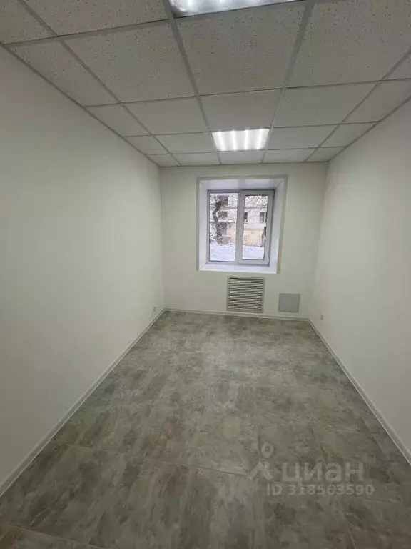 Помещение свободного назначения в Кировская область, Киров Советская ... - Фото 0