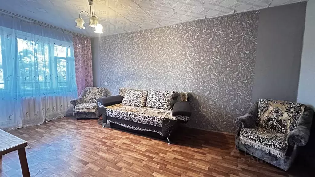 1-к кв. Псковская область, Печоры Юбилейная ул., 3 (32.8 м) - Фото 1