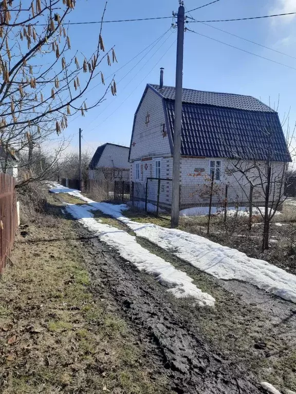 Дом в Курская область, Октябрьский район, Дьяконовский сельсовет, ... - Фото 2