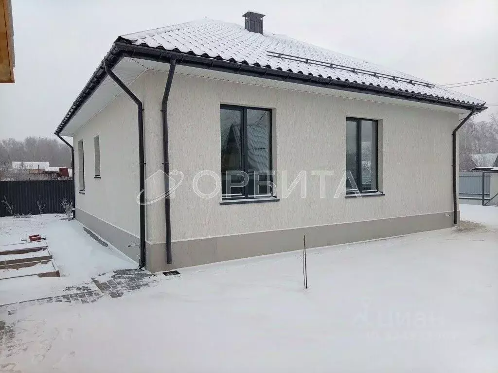 Дом в Тюменская область, Тюмень Вертолет СНТ, ул. Солнечная (105 м) - Фото 1