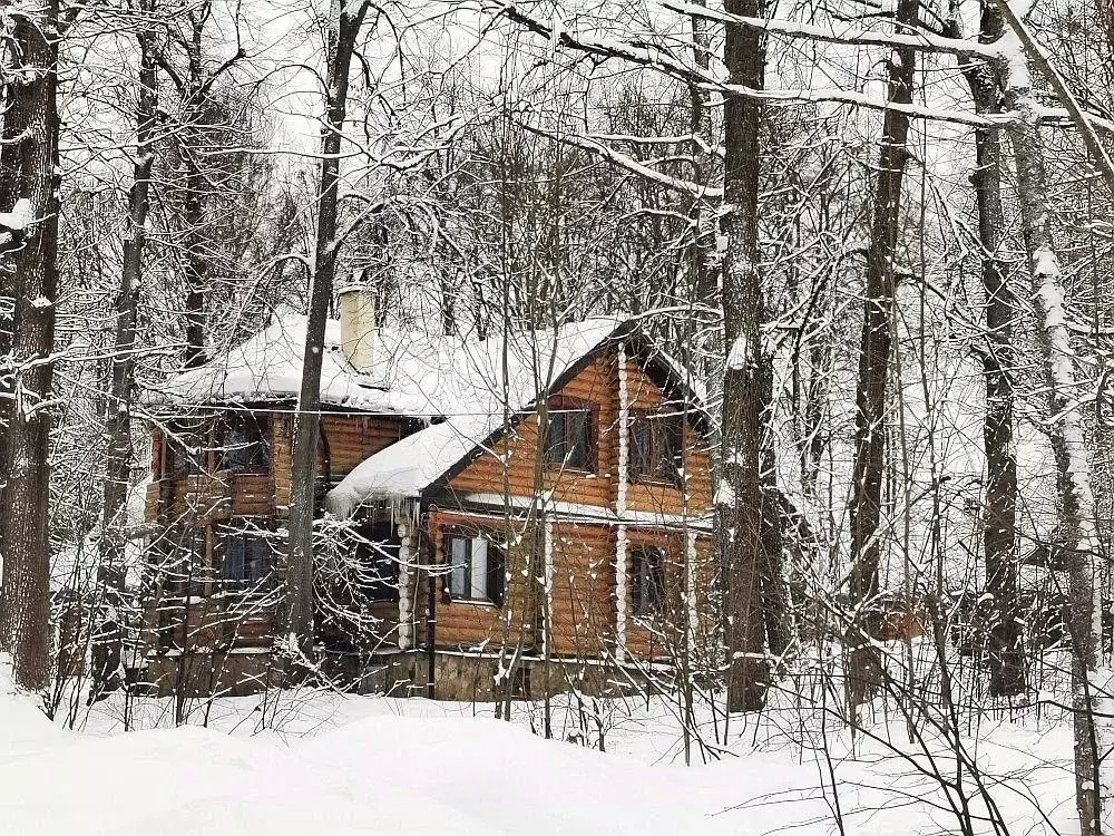 Дом в Калужская область, Таруса ул. Маяковского, 2А (190 м) - Фото 0