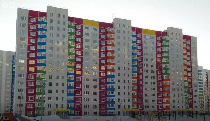 2-комнатная квартира: Тюмень, улица Федюнинского, 60к2 (55.8 м) - Фото 2