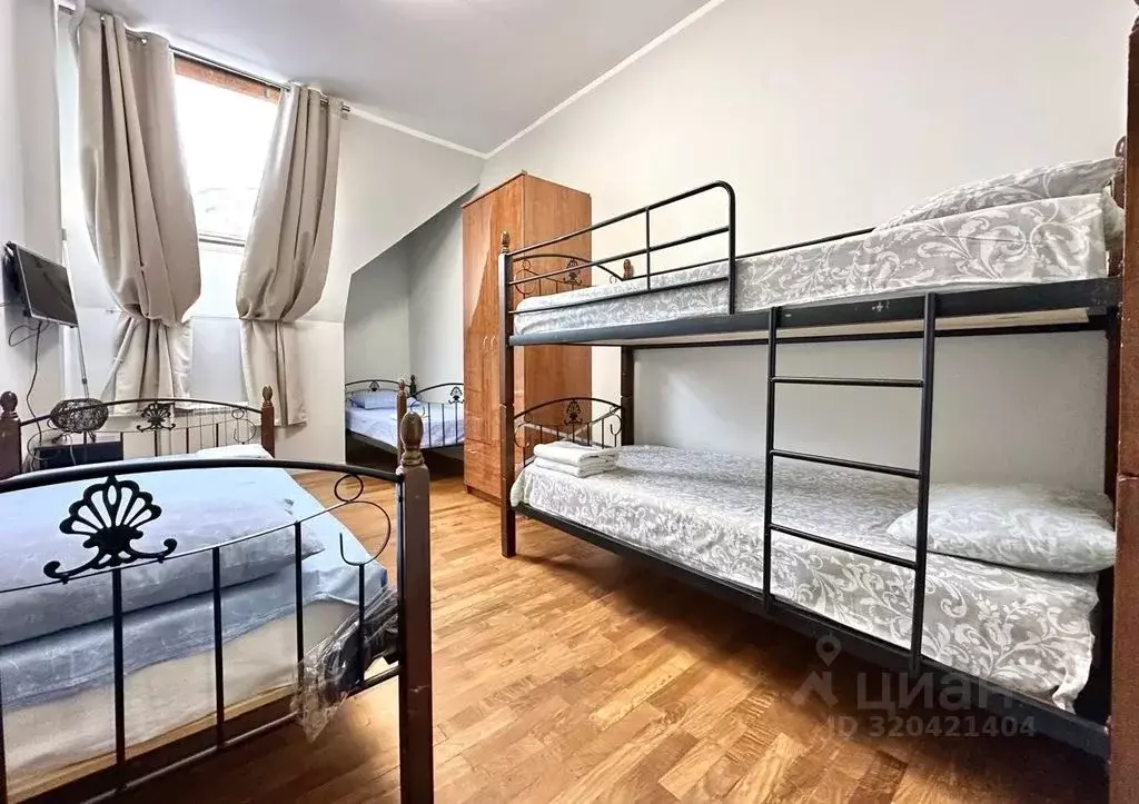 Комната Санкт-Петербург ул. Рубинштейна, 4 - Фото 1