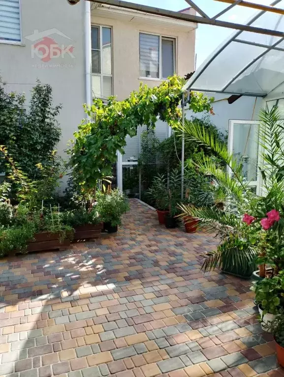 Дом в Крым, Евпатория ул. Рабочая, 50 (200 м) - Фото 1