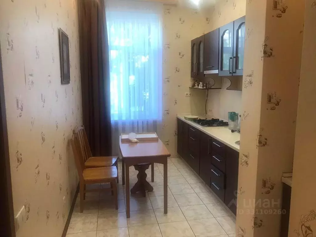 2-к кв. Крым, Симферополь бул. Ивана Франко, 6 (60.0 м) - Фото 1