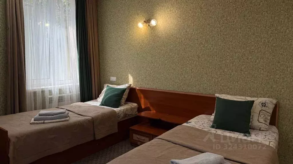 Комната Крым, Симферополь спуск Суворовский, 9 - Фото 1