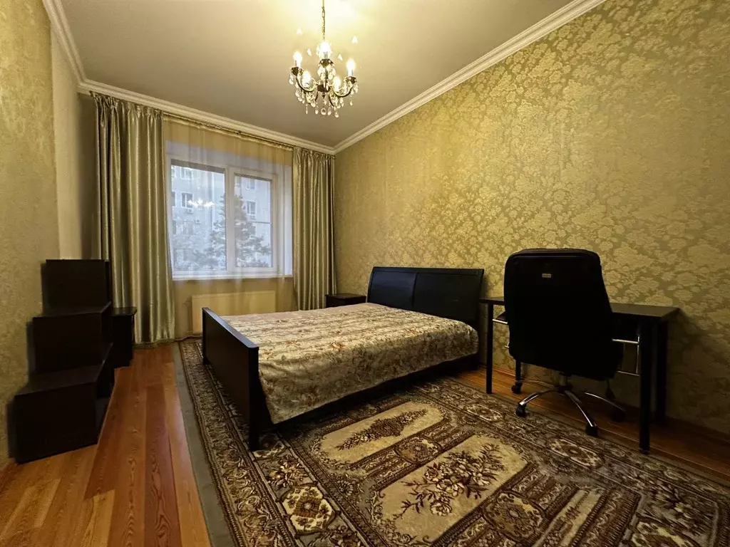 2-к кв. Хабаровский край, Хабаровск ул. Дзержинского, 52 (80.0 м) - Фото 2