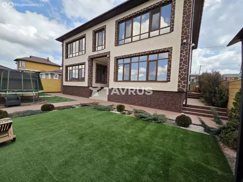 Дом в Чистенское сельское поселение (299 м) - Фото 1