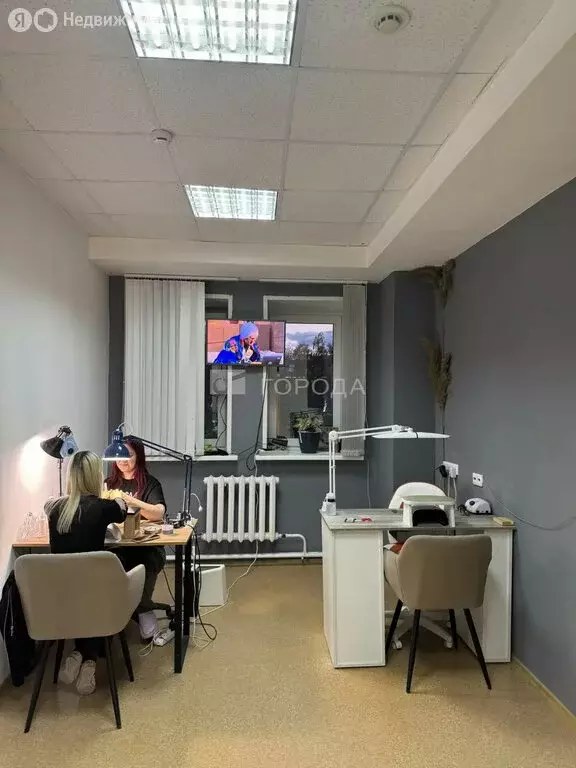 Офис (28 м) - Фото 1