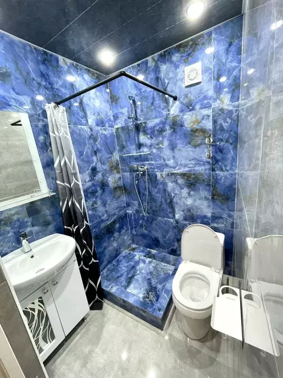 Комната 30 м в 1-к., 1/2 эт. - Фото 0