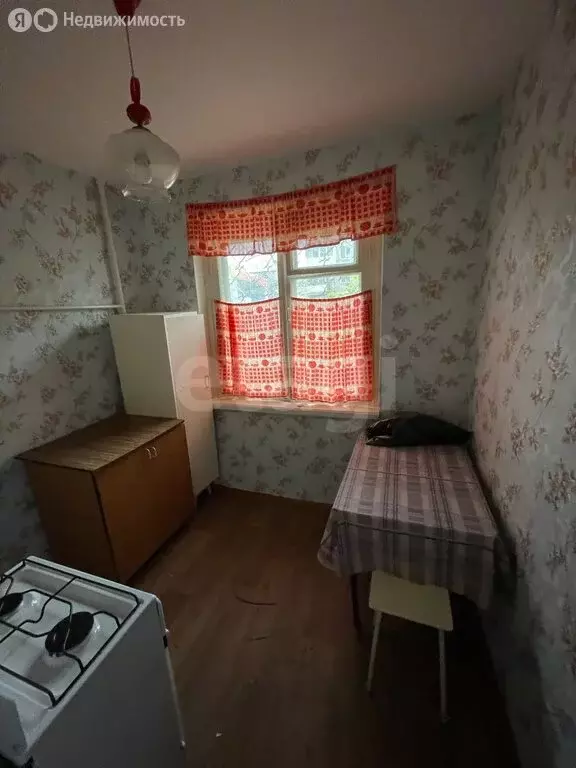 2-комнатная квартира: Златоуст, проспект имени Ю.А. Гагарина, 8-я ... - Фото 2