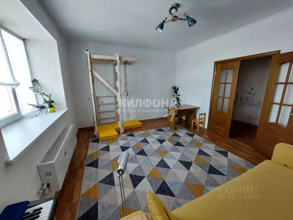 3-к кв. Новосибирская область, Новосибирск ул. Менделеева, 11 (90.0 м) - Фото 0