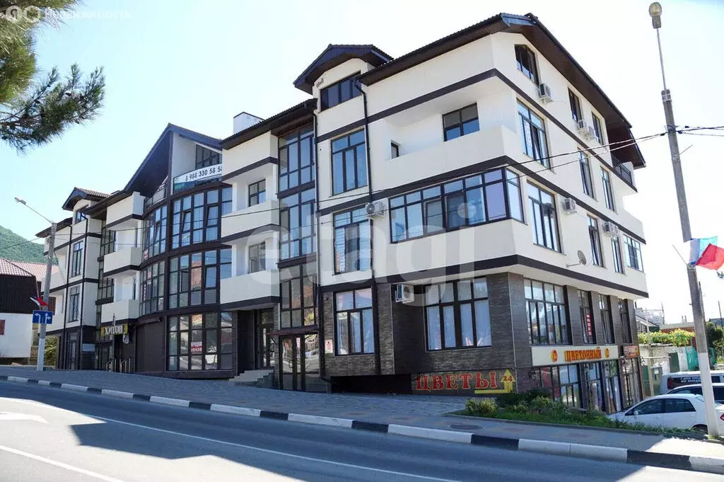 1-комнатная квартира: Геленджик, улица Кирова, 120/35 (56.6 м) - Фото 1
