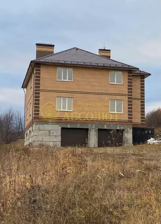 Дом в Свердловская область, Дегтярск ул. Шахтеров, 5А (409 м) - Фото 1