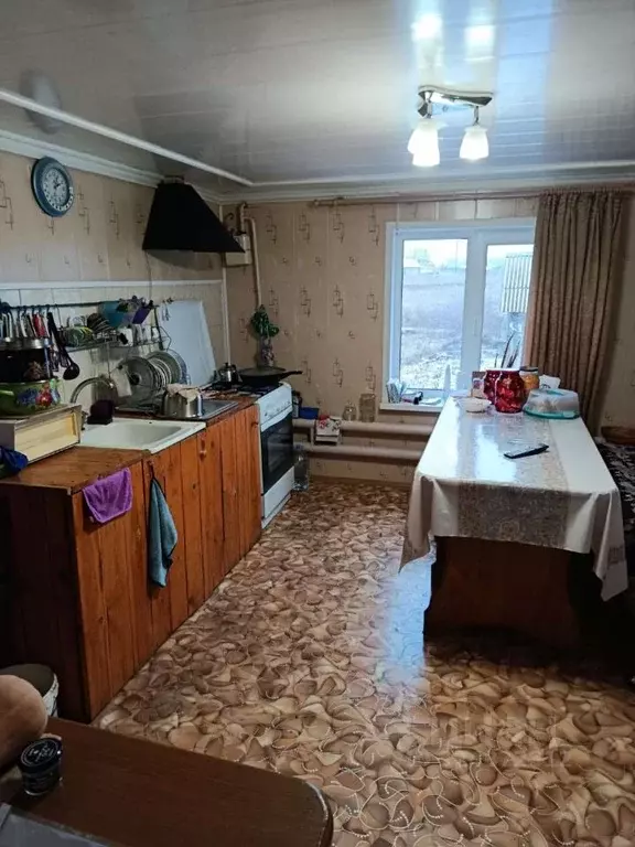 Дом в Самарская область, Исаклинский район, Два Ключа с/пос, с. ... - Фото 2