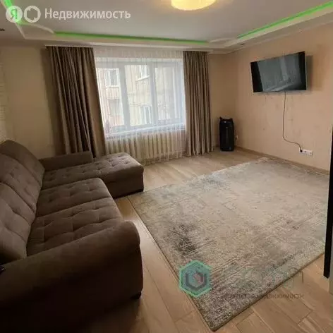 4-комнатная квартира: Светлогорск, Пригородная улица, 5 (84.5 м) - Фото 1