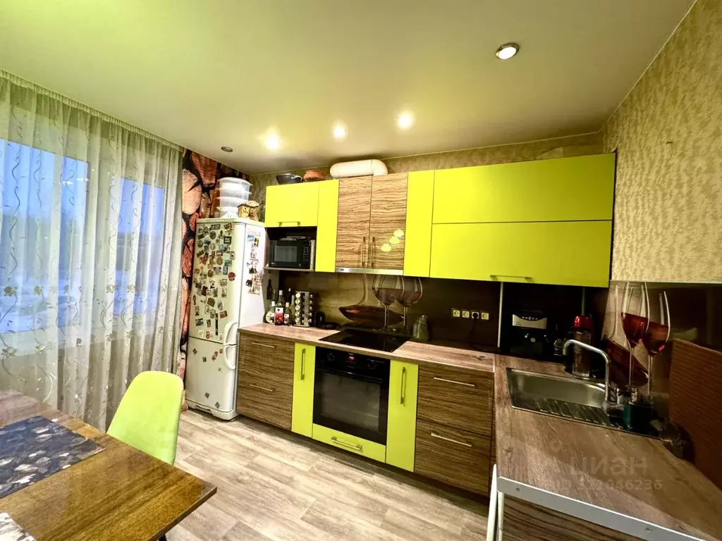 3-к кв. Кемеровская область, Новокузнецк Пионерский просп., 53 (57.0 ... - Фото 1