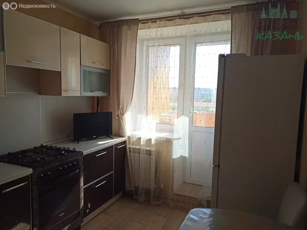 1-комнатная квартира: Казань, улица Салиха Батыева, 11 (40 м) - Фото 1