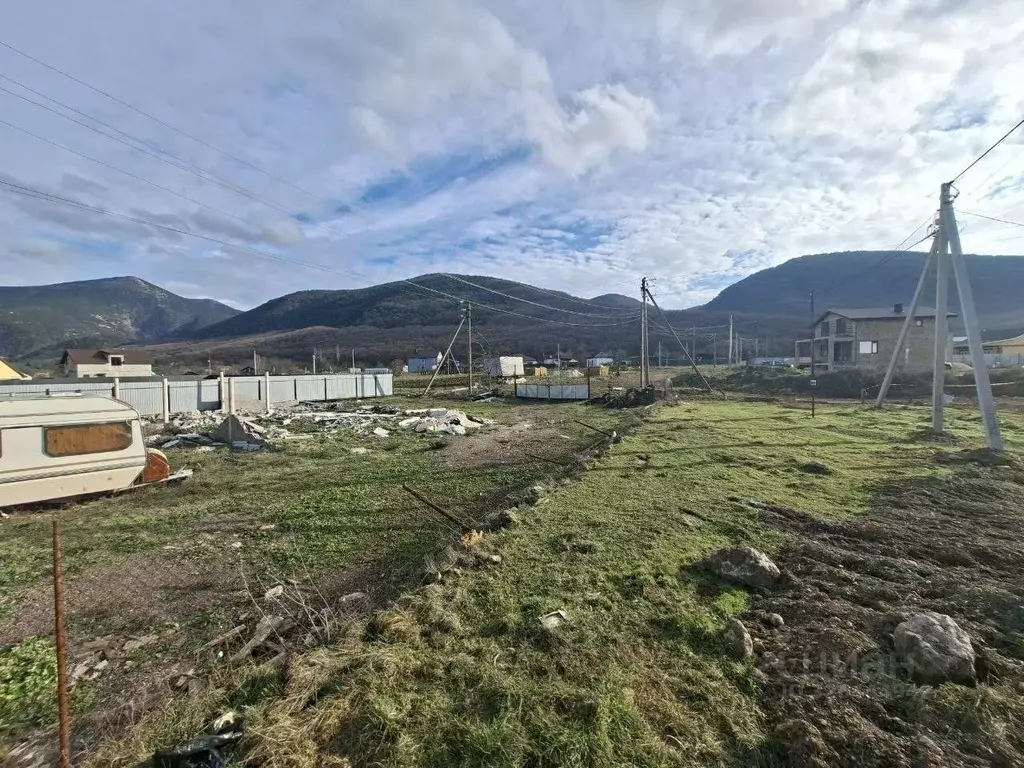 Участок в Севастополь с. Родниковское, ул. Куликова (8.0 сот.) - Фото 1