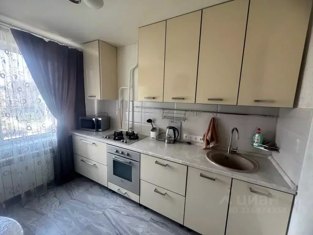 2-к кв. Владимирская область, Владимир просп. Строителей, 2А (52.0 м) - Фото 1