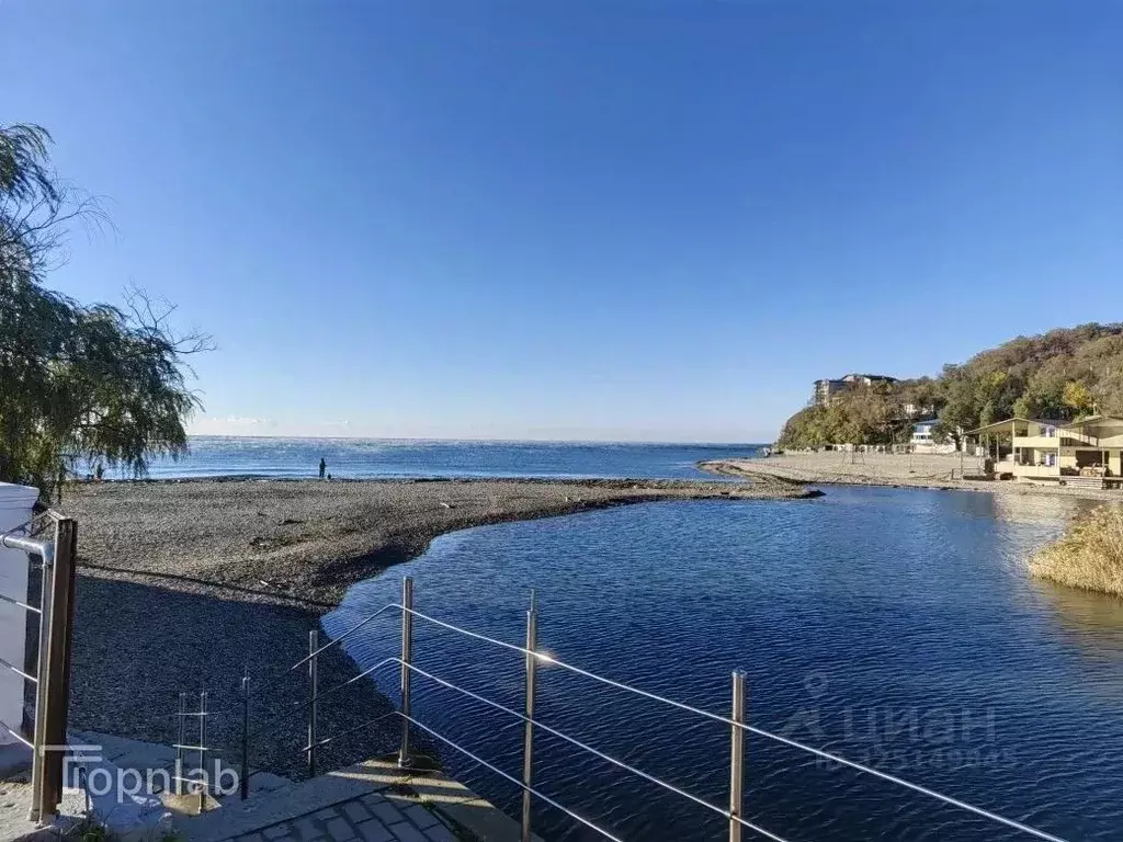 Дом в Краснодарский край, Геленджик городской округ, с. ... - Фото 1