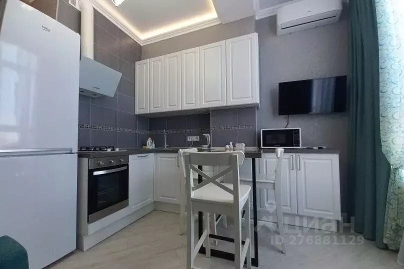 1-к кв. Краснодарский край, Геленджик Крымская ул., 22к23 (30.0 м) - Фото 1
